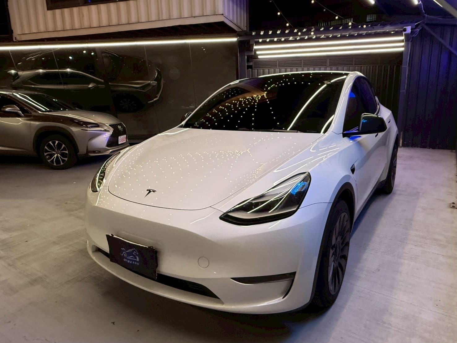 2023年 Tesla Model Y LR